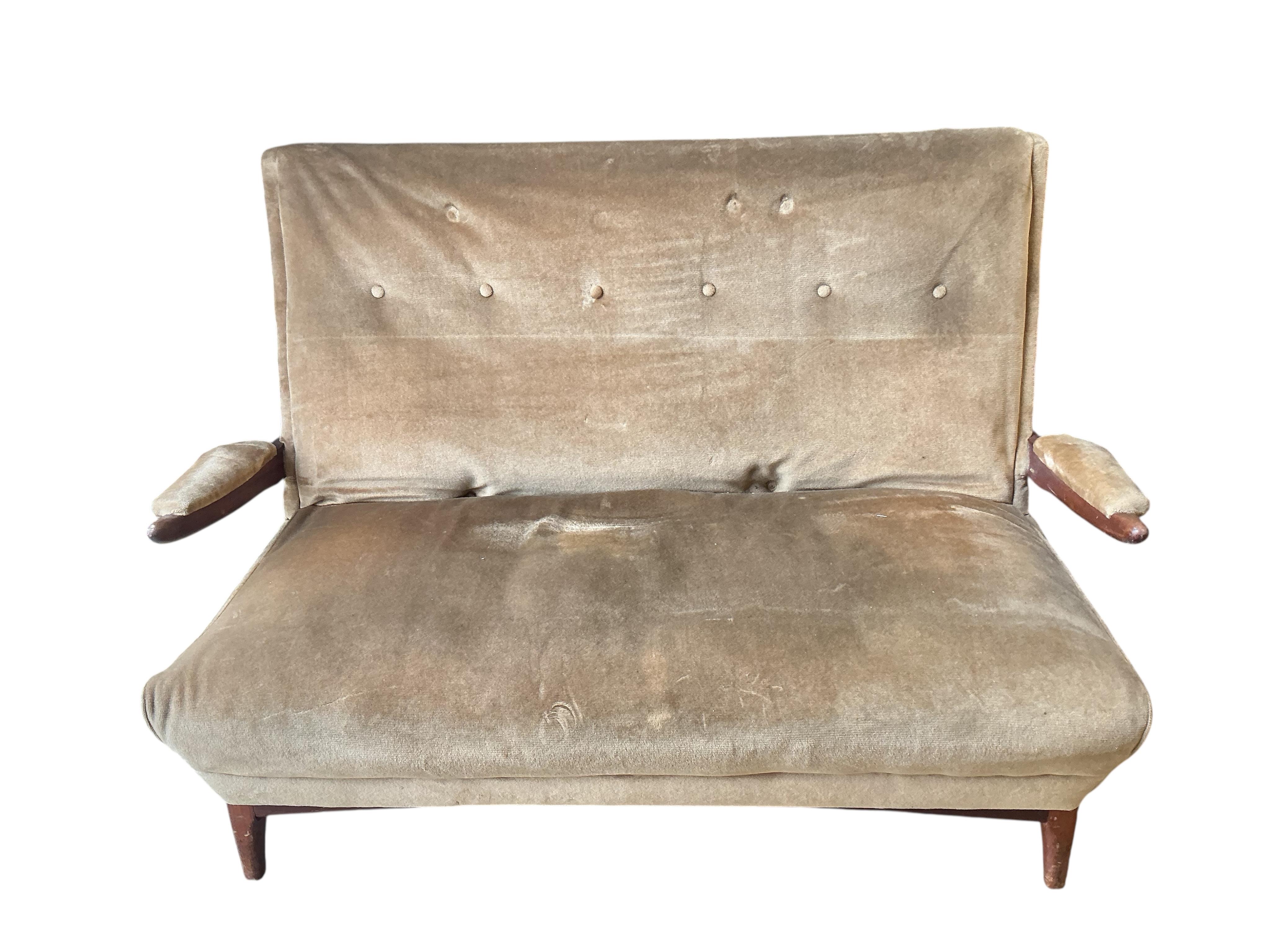 An Italian style mid century settee, width 132cm, depth 64cm, height 81cm